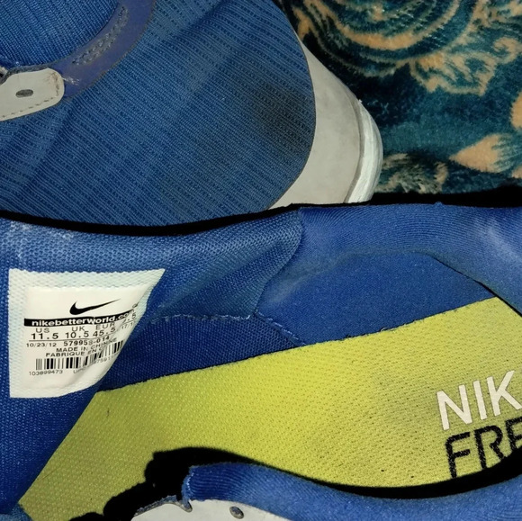 Nike Free 4.0 V3 Running Shoes - Picture 2 of 3